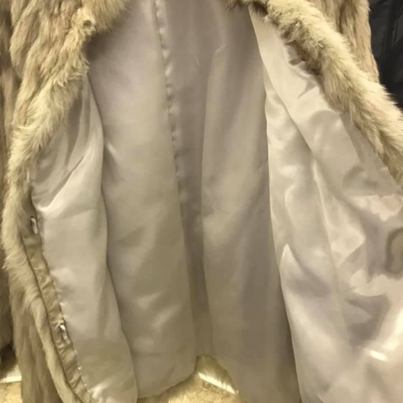 White Fur Coat - Picture 2 of 4